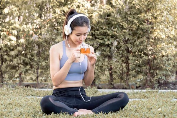 Fueling Athletic Success: How Honey Mint Tea Boosts Performance and Recovery